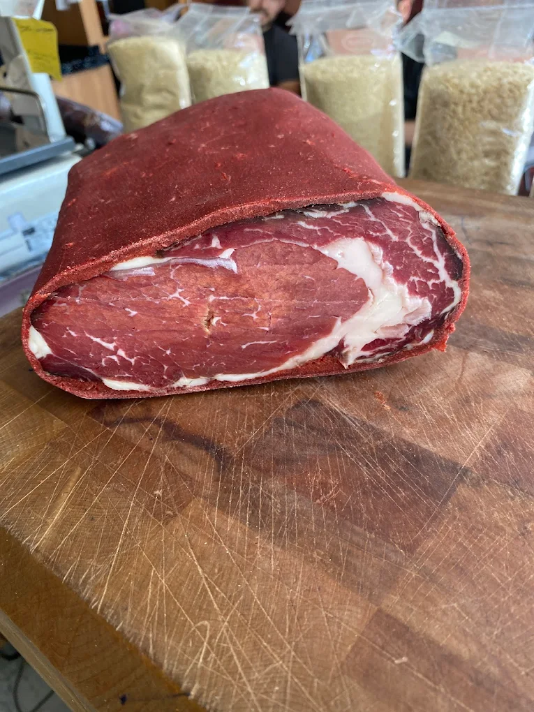 Pastırmacı Hayrullah Gurme Ambar işletme görseli 6